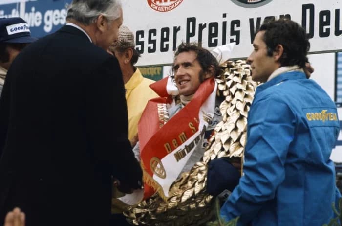 La Leggenda di Jackie Stewart: Sicurezza e Successo La Leggenda di Jackie Stewart: Sicurezza e Successo