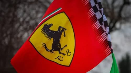 Ferrari tra critiche “imbarazzanti” e la promessa di Piero Ferrari: “Torneremo a vincere” Ferrari tra critiche “imbarazzanti” e la promessa di Piero Ferrari: “Torneremo a vincere”